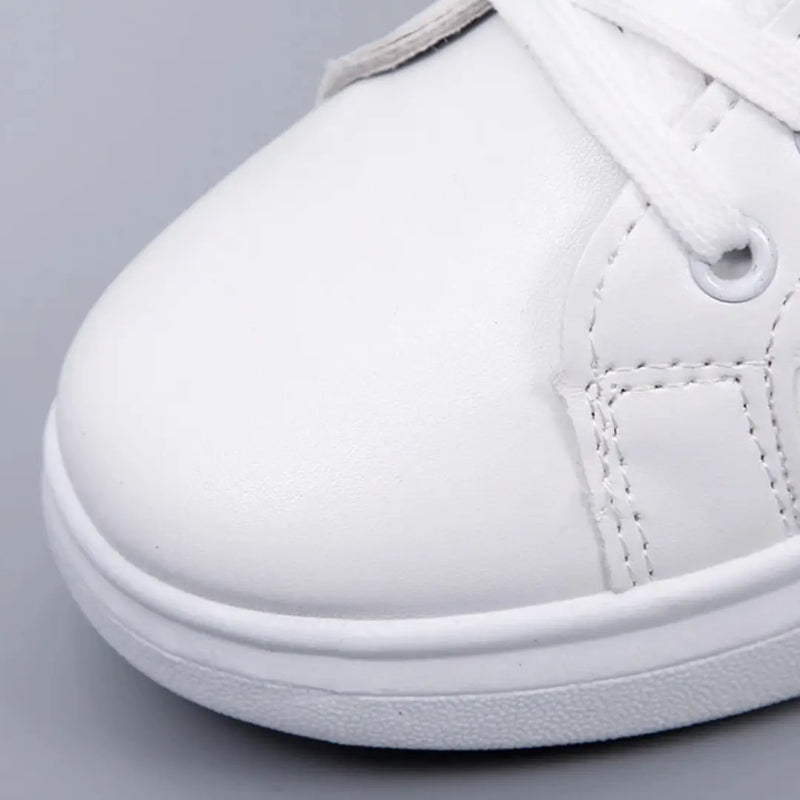 Tênis Branco Casual Feminino Ortopédico - Maisa - Compre hoje com 43% de desconto