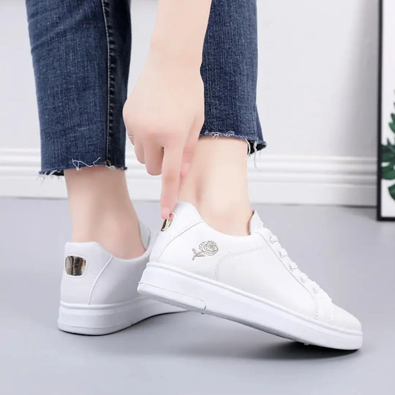 Tênis Branco Casual Feminino Ortopédico - Maisa - Compre hoje com 43% de desconto
